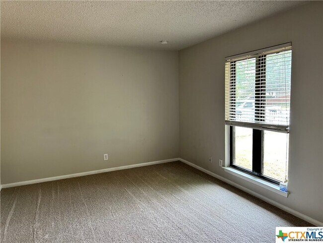 Photo - 2804 Lawndale St