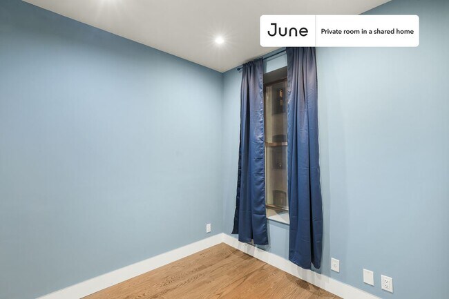 Room in Shared 4 bed/2 bath home in West Harlem