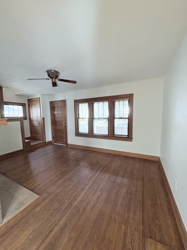 Photo - Charming 2 beds 1 baths in Columbus!