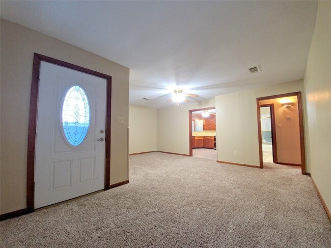 Photo - 1717 Hawthorne St