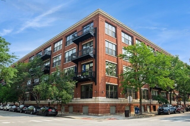 Building Photo - 1040 W Adams St Unit 333