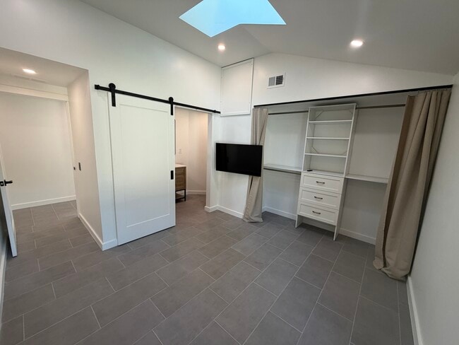Photo - 86 Sherwood Dr