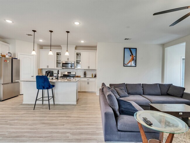 Photo - 228 Catalina Cove Dr