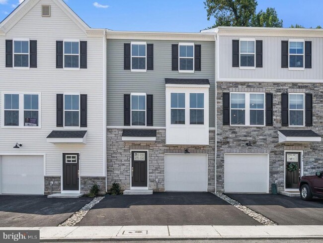 Building Photo - 258 Talucci Dr Rental