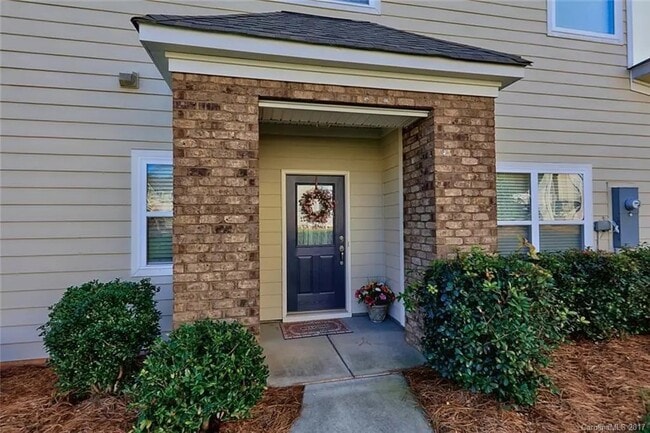 Building Photo - 8517 Loxton Cir Rental