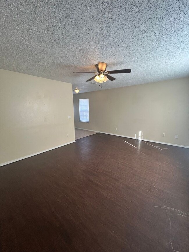 Photo - 3400 SW Landau Ct Unit 3400 SW Landau Ct Apt 1