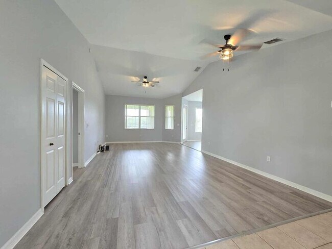 Photo - 3840 Serenade Ln