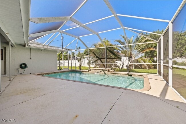 Photo - 132 NE 7th Ave