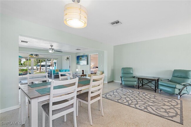 Photo - 1589 Osprey Ave