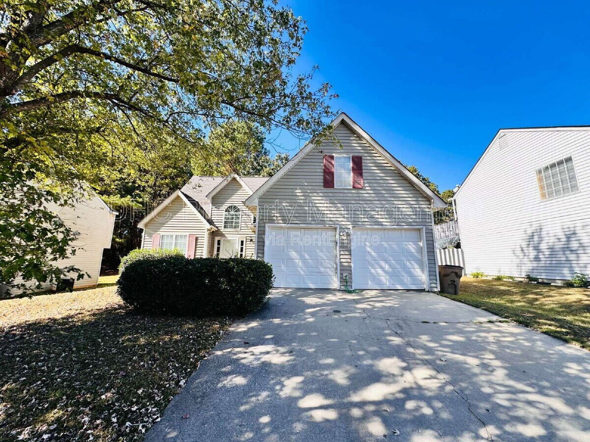 Photo - 463 E Lake Dr