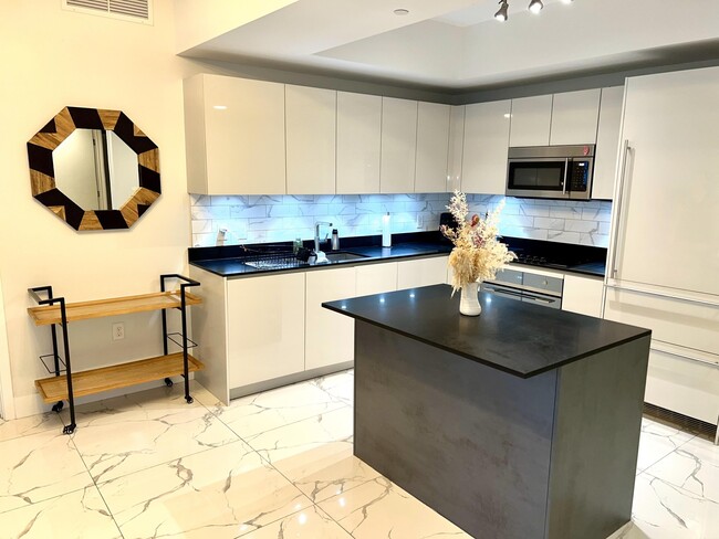 Photo - 1010 Brickell Ave Unidad 1809 Rental