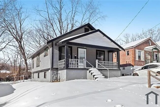 Photo - 5415 Hamilton Ave