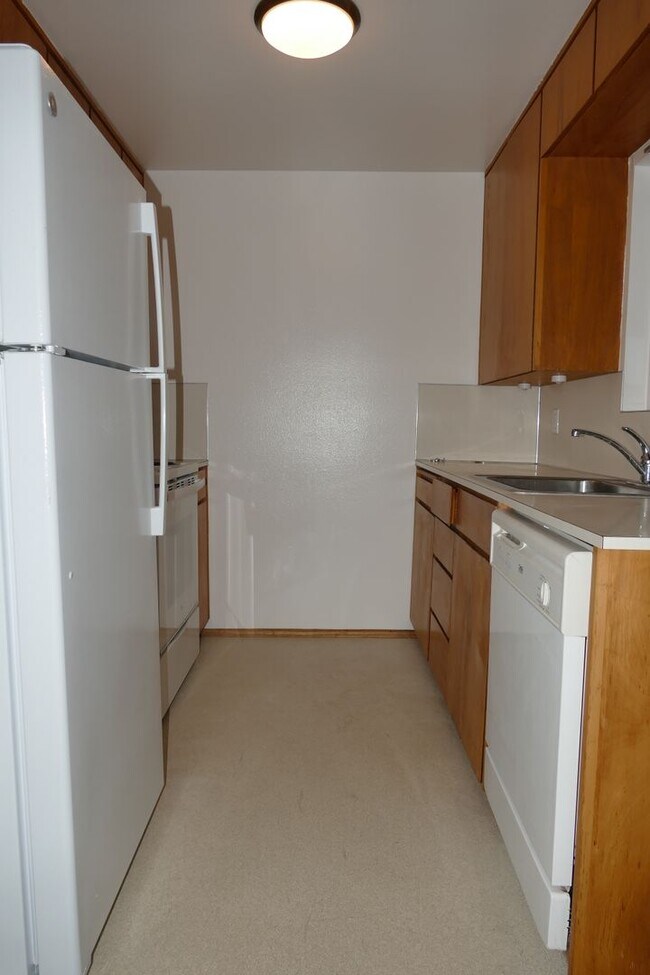 Photo - 4207C (Rental) Unit 104