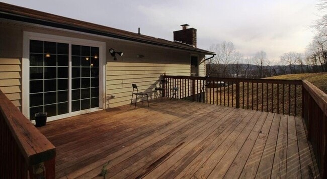 Photo - Beautiful Mid Entry Home in a Quiet Neighborhood