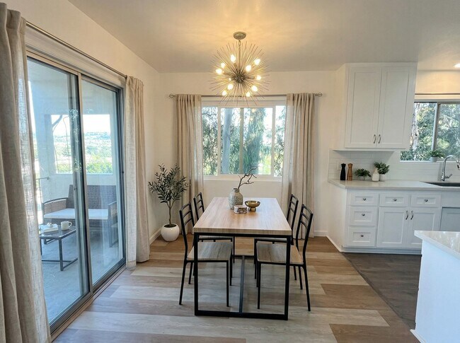 Photo - 2849 Waverly Dr