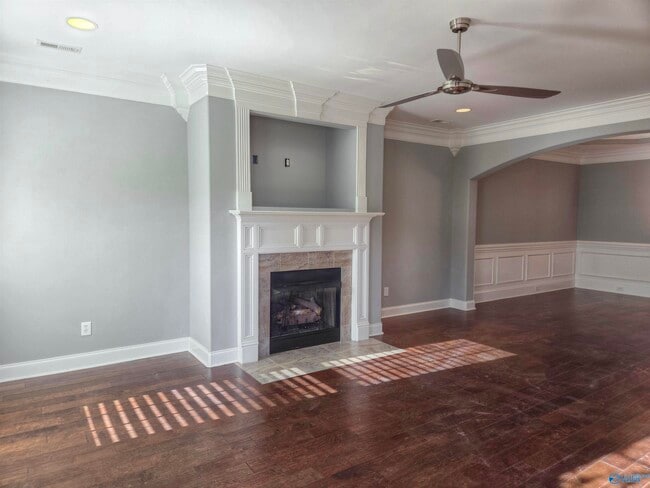 Photo - 44 Atherton Cir SW