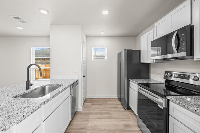 Photo - 509 E 23rd St