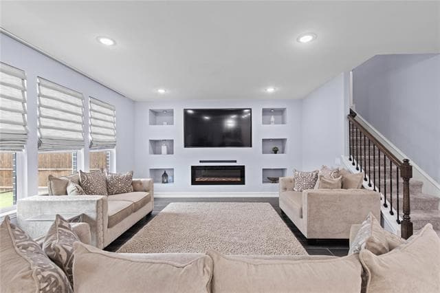 Photo - 913 Adelyn St