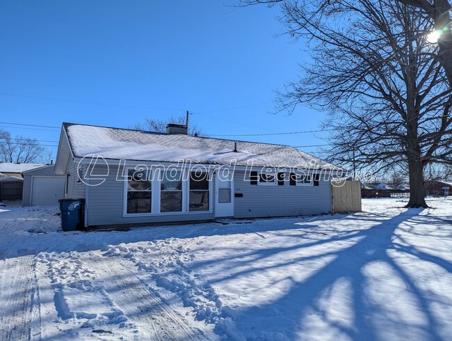 Updated 3-Bedroom Homewood Ranch with Garage - Updated 3-Bedroom Homewood Ranch with Garage