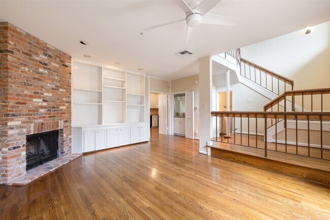 Photo - 5850 Valley Forge Dr Unit 144