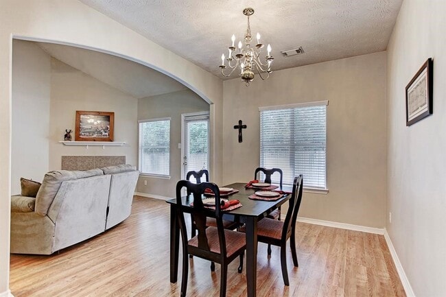 Photo - 9211 Hidden Lake E Dr