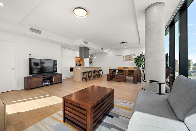 Photo - 1 Blvd. De Maisonneuve Ouest Unit 1918