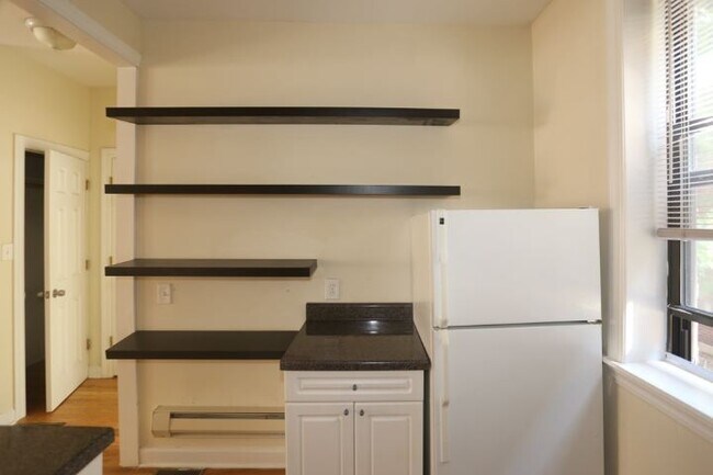 Photo - 714 W Barry Ave Unit A2