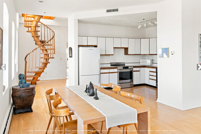 Photo - 37 Winnisimmet St Unit 8