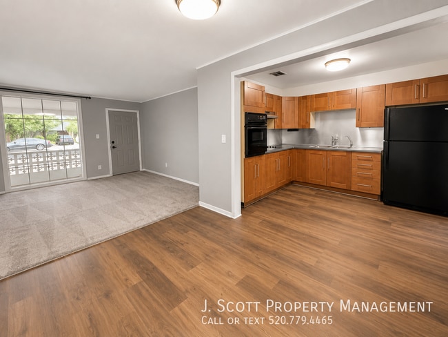 Photo - 2801 W Glenrosa Ave