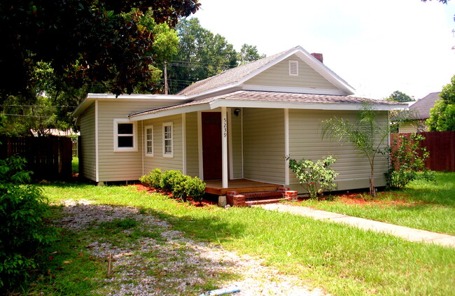 Charming 3BR/1BA Zephyrhills Home - Charming 3BR/1BA Zephyrhills Home Unit 5239 11th