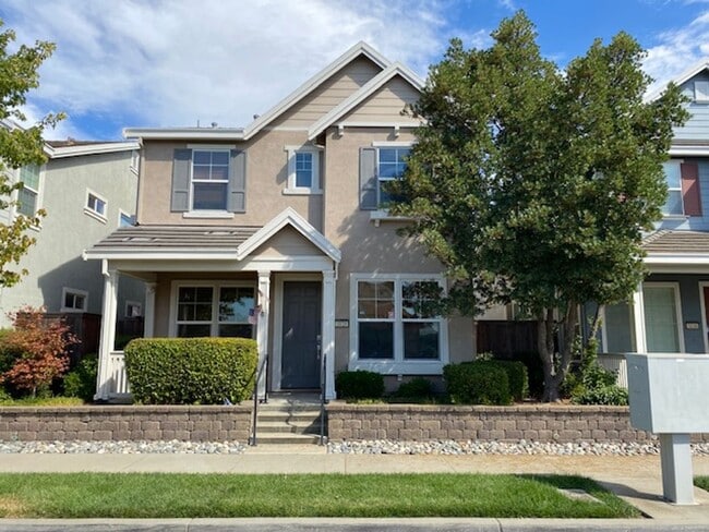 Cute Roseville home walking distance to Ki... - Cute Roseville home walking distance to Ki...