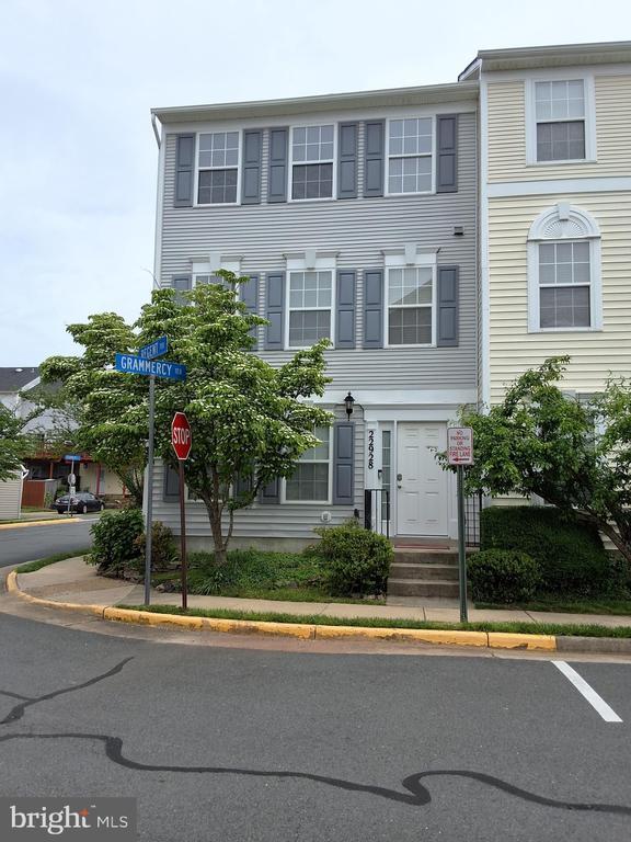 Photo - 22928 Regent Terrace Townhome