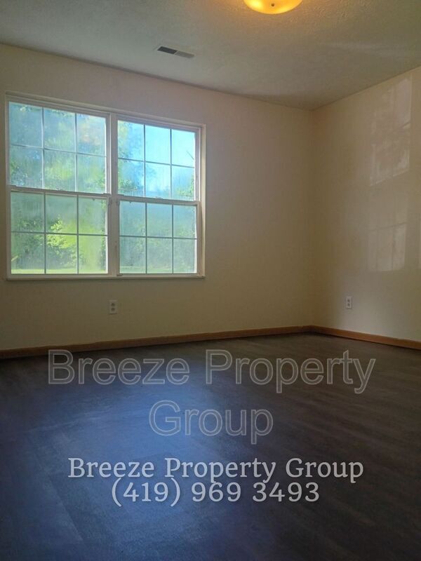 Photo - 546 Breaden St