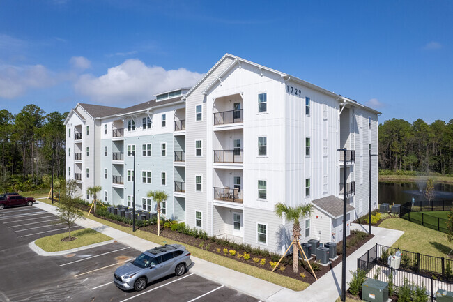 Building Photo - The Station at Fleming Island Rental