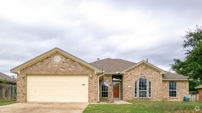 Building Photo - Available NOW!!!! This charming 1 story, 3... Rental