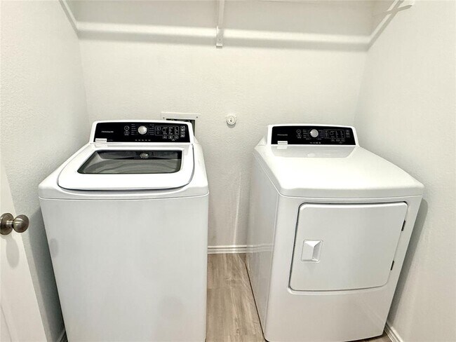 Photo - 289 Sormonne Lp