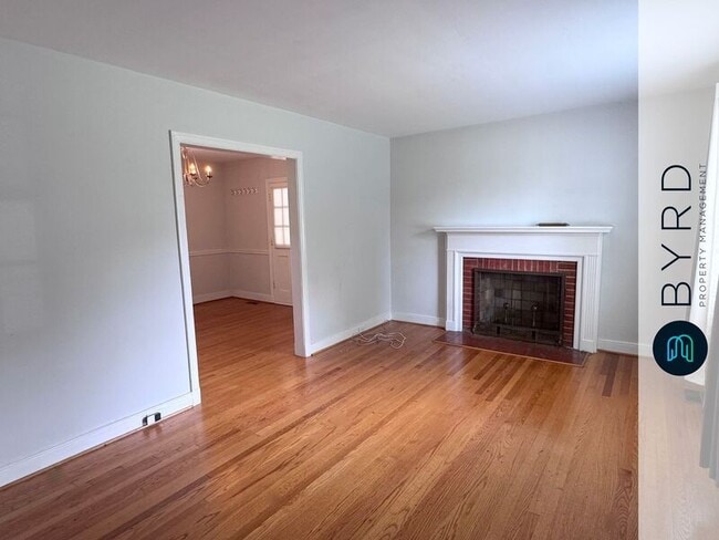 Photo - 5914 Monument Ave