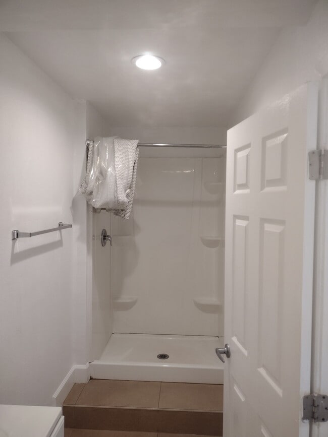 Photo - 7440 Girard Ave Unidad 7442-A