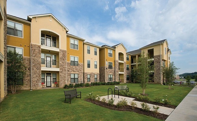 University House Fayetteville