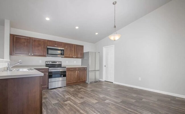 Photo - Newer Kentwood Home for Lease May 15 Occupancy!