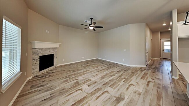 Photo - 9113 Poppey Pl