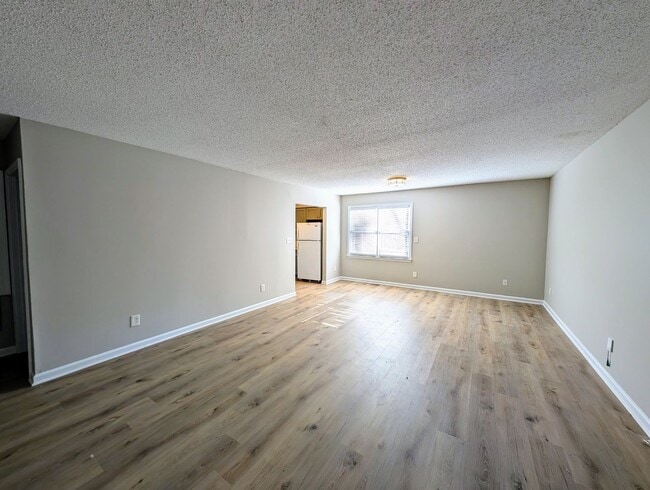 117 Forsyth Dr Unit B