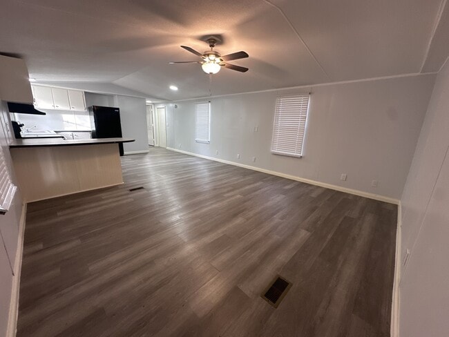 Photo - 9228 Sharyn Dr