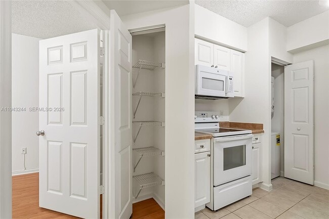 Photo - 17150 N Bay Rd Unit 2301