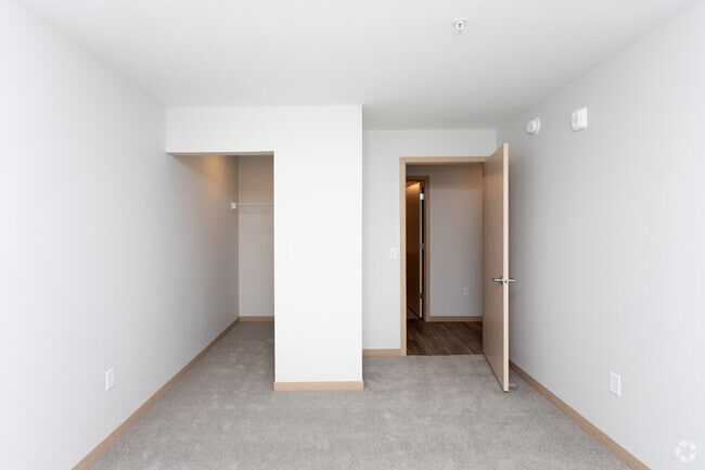 2HAB,1BA - 928 ft²