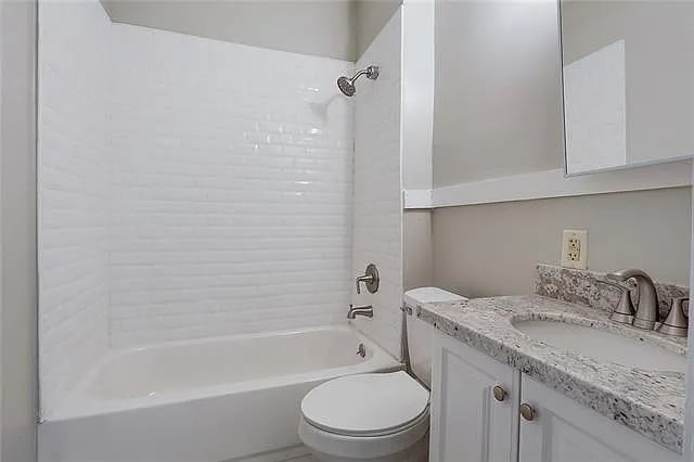 Photo - 1720 Independence St