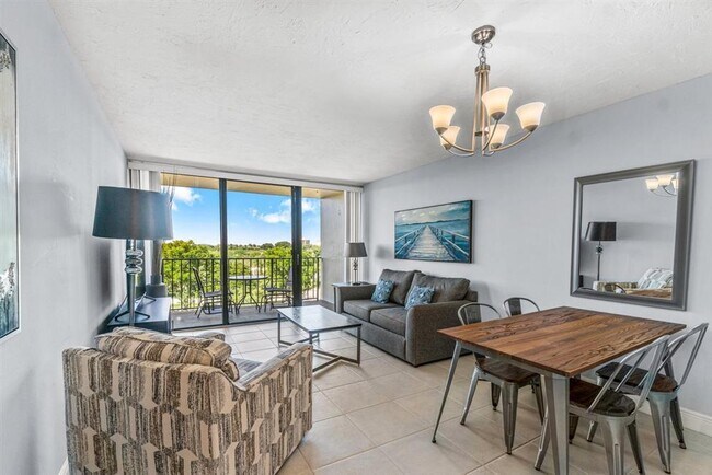 Photo - 1830 Embassy Dr Unit 604