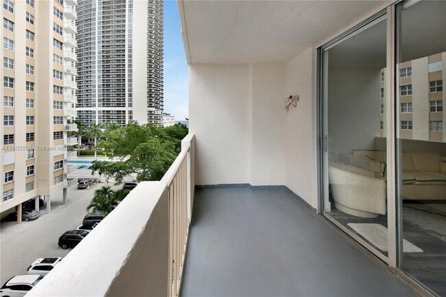 Photo - 1865 S Ocean Dr Unit 6C