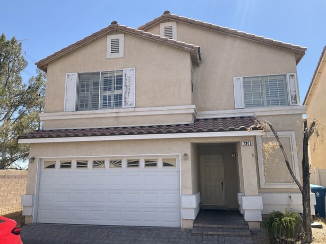 Photo - 7308 Laburnum St