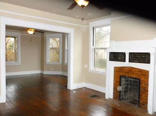 Photo - 635 Straight St Unit 635s